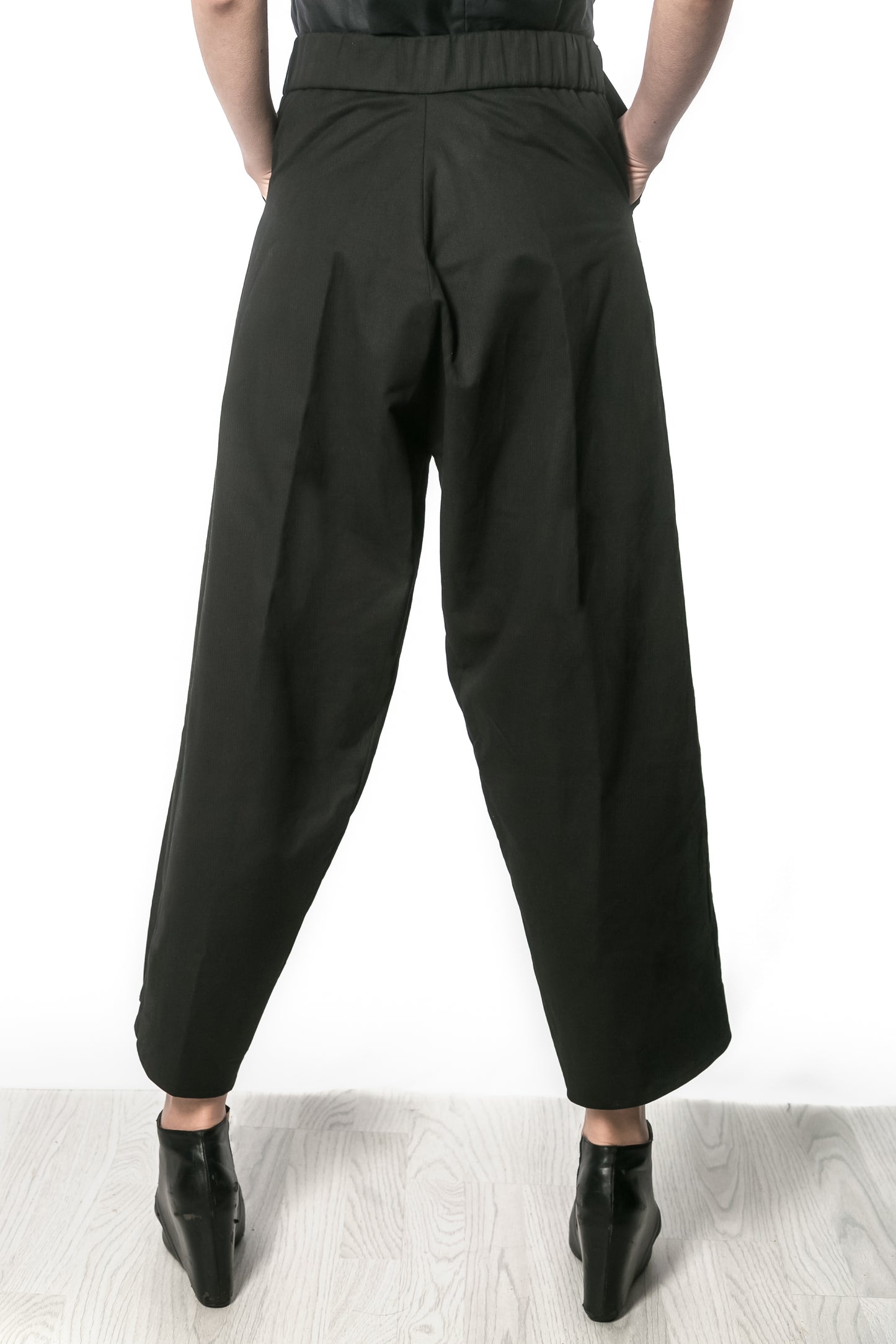 SAPOK Wide-legged trousers
