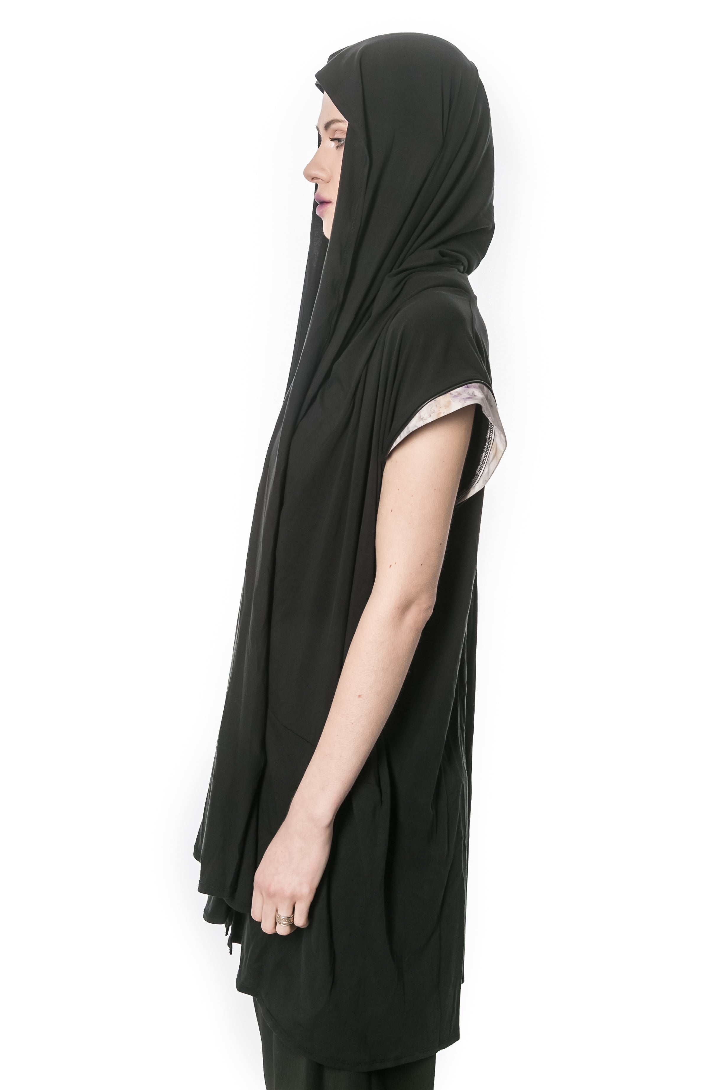 Long sleeveless deals hooded cardigan